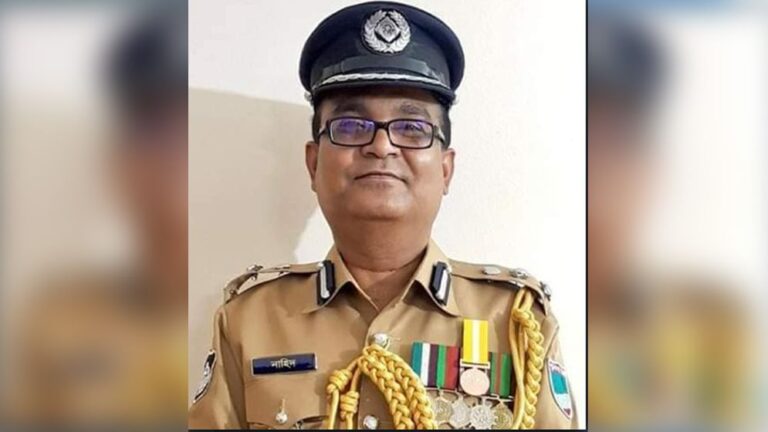 পুলিশের সাবেক ডিআইজি গ্রেপ্তার