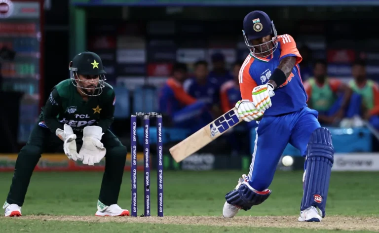 পাকিস্তানের বিপক্ষে ভারতের দাপুটে জয়