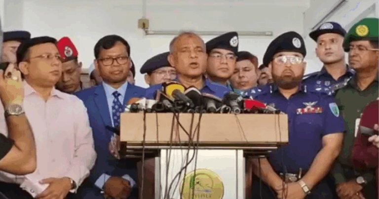 জাতীয় নির্বাচনে মোতায়েন থাকবে সেনা, নৌ ও বিমান বাহিনী: স্বরাষ্ট্র উপদেষ্টা