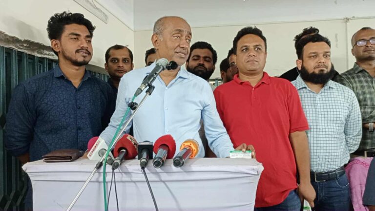 বাংলাদেশ থেকে ২৪০ বিলিয়ন ডলার পাচার হয়েছে: অ্যাটর্নি জেনারেল