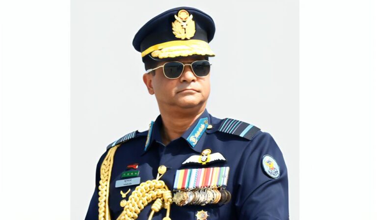 তুরস্ক সফরে গেলেন বিমান বাহিনী প্রধান
