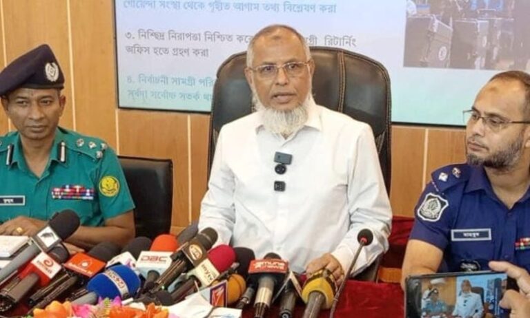 আগামী নির্বাচনে আ. লীগ অংশগ্রহণ করতে পারবে না: ইসি আনোয়ারুল