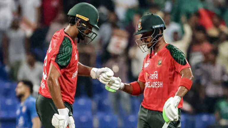 টস হেরে ব্যাটিংয়ে বাংলাদেশ