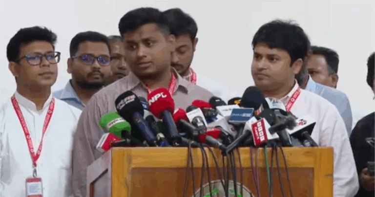 ইসি মেরুদণ্ডহীন, সুষ্ঠু নির্বাচন সম্ভব না: হাসনাত আব্দুল্লাহ