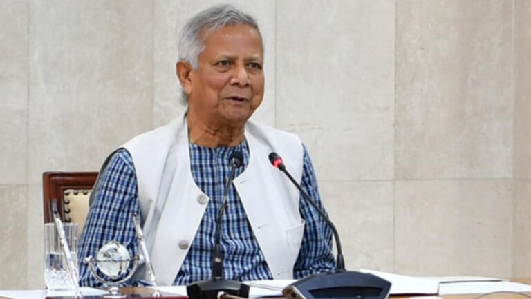 শ্রমবাজার সম্প্রসারণে ভিসা জটিলতা দূর করার নির্দেশনা প্রধান উপদেষ্টার