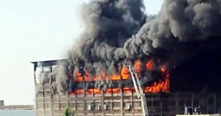 ১৭ ঘণ্টা পর চট্টগ্রাম ইপিজেডে কারখানার আগুন নিয়ন্ত্রণে