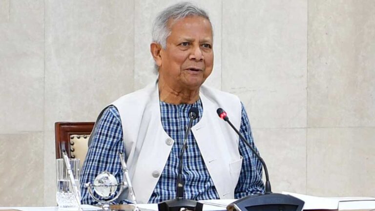 শিক্ষকরা নব উদ্যমে শ্রেণিকক্ষে ফিরবেন, আশা প্রধান উপদেষ্টার