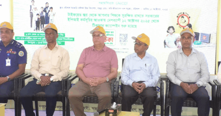 আমি মুক্তিযোদ্ধা, সেফ এক্সিট আমার জন্য নয়: উপদেষ্টা ফারুক ই আজম