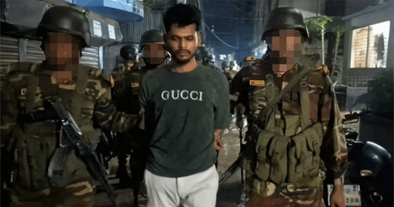 ‘ছাত্র সমন্বয়ক’ পরিচয়ে চাঁদাবাজি, সেনাবাহিনী অভিযানে গ্রেপ্তার ৩