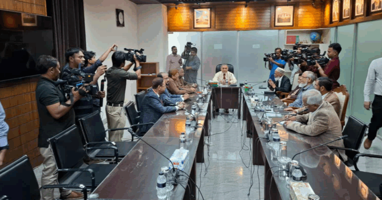 ইসির সঙ্গে বৈঠকে জামায়াত প্রতিনিধি দল