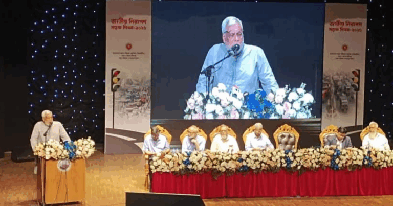 ড্রাইভিং লাইসেন্স পেতে ৬০ ঘণ্টার প্রশিক্ষণ নিতে হবে: সড়ক উপদেষ্টা