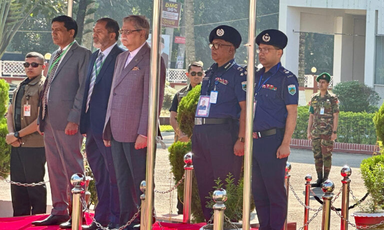 দুই দিনের সফরে পাবনা পৌঁছেছেন রাষ্ট্রপতি সাহাবুদ্দিন