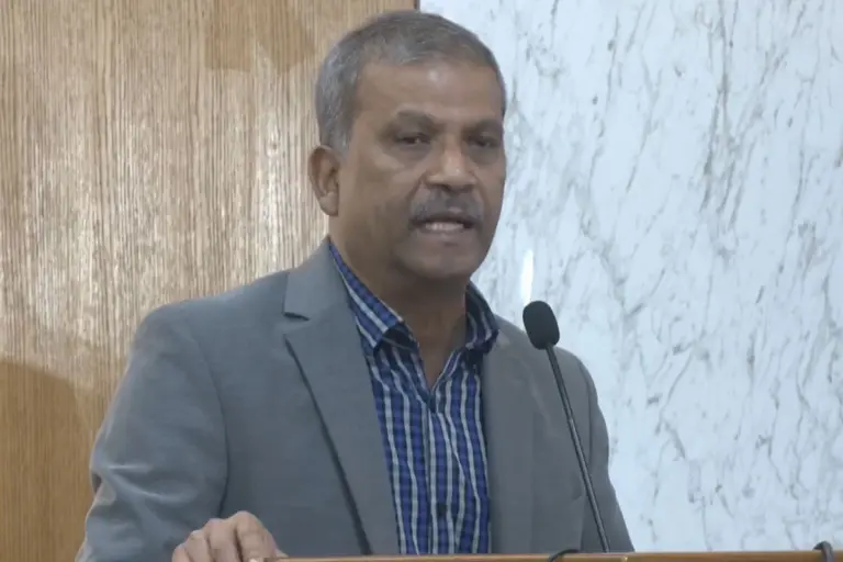 ই-পারিবারিক আদালত দুর্নীতি কমাবে: আইন উপদেষ্টা