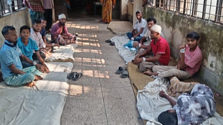 পটুয়াখালীতে বিএনপি ও গণঅধিকার পরিষদের সংঘর্ষ, আহত ১৬
