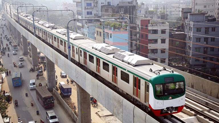 মেট্রোরেল দুর্ঘটনা: যেসব কারণ জানালেন এমডি