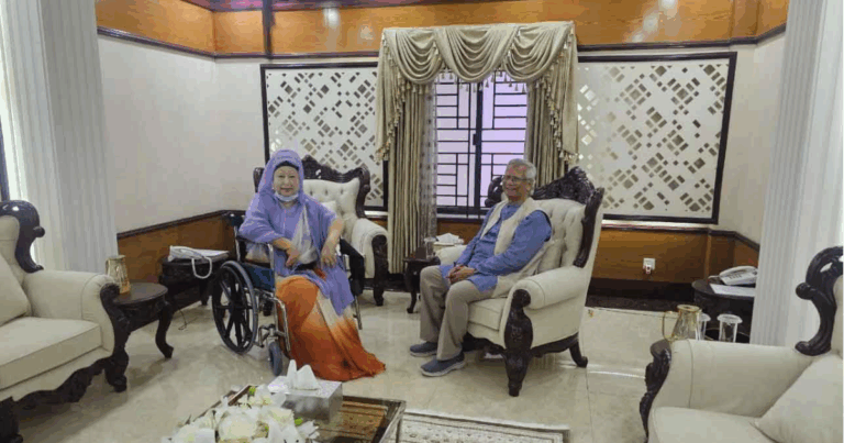সেনানিবাসে খালেদা জিয়া-প্রধান উপদেষ্টা’র সৌজন্য সাক্ষাৎ অনুষ্ঠিত
