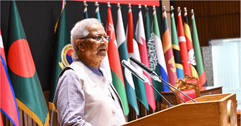 সেনাবাহিনী সঠিক সময়ে সঠিক সিদ্ধান্ত নিয়েছিল: প্রধান উপদেষ্টা