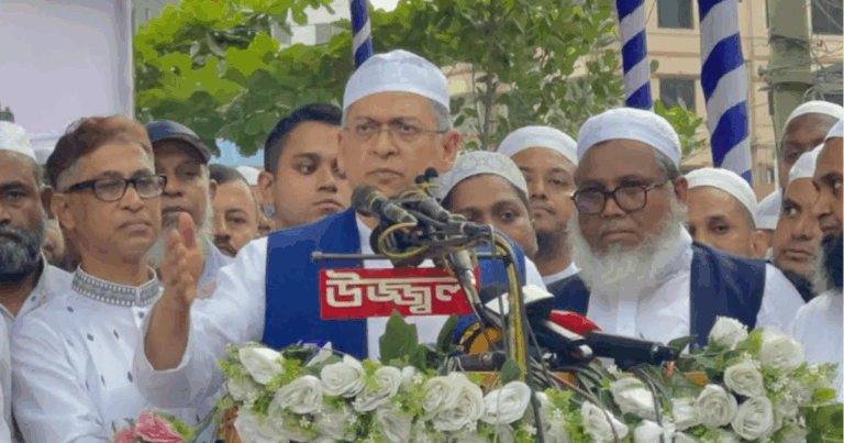 একটি দল রাজনীতির স্বার্থে ইসলামকে বারবার ব্যবহার করে: সালাহউদ্দিন