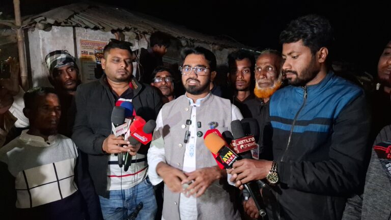 নির্বাচন কমিশনকে ফ্যাসিবাদমুক্ত সুষ্ঠু নির্বাচন নিশ্চিত করতে হবে: রাশেদ খান