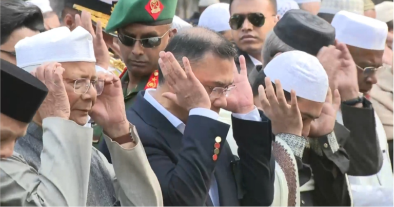 লাখো মানুষের অংশগ্রহণে খালেদা জিয়ার জানাজা সম্পন্ন