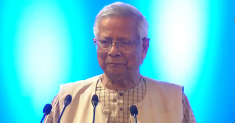 শ্রমশক্তি রপ্তানিতে বড় বাধা দালাল চক্র: প্রধান উপদেষ্টা