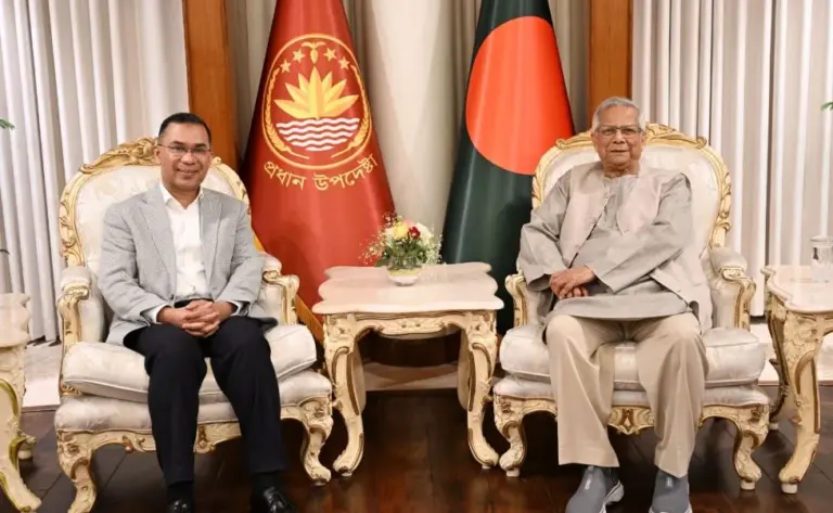 প্রধান উপদেষ্টার সঙ্গে তারেক রহমানের সৌজন্য সাক্ষাৎ