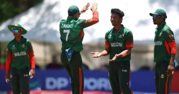 অনূর্ধ্ব–১৯ বিশ্বকাপ সুপার সিক্স ম্যাচে আজ মুখোমুখি ইংল্যান্ড-বাংলাদেশ। এছাড়াও আছে আরও কিছু খেলা, চলুন দেখে নিই আজকের খেলাসূচি।