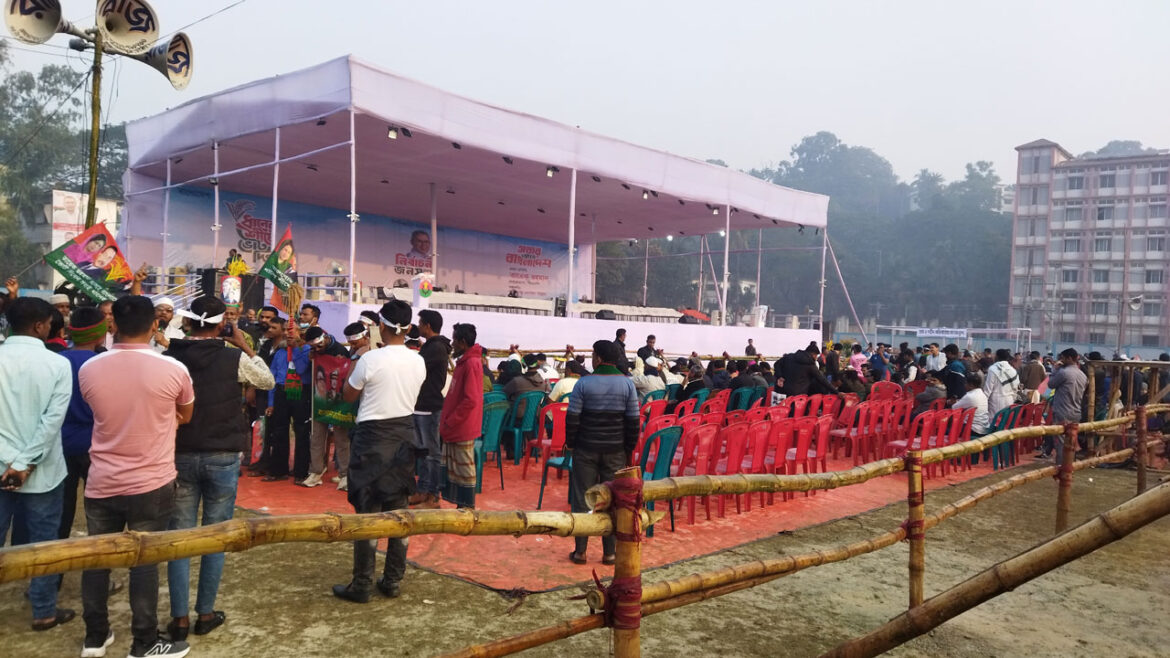 তারেক রহমানের সমাবেশে জড়ো হচ্ছেন নেতাকর্মীরা