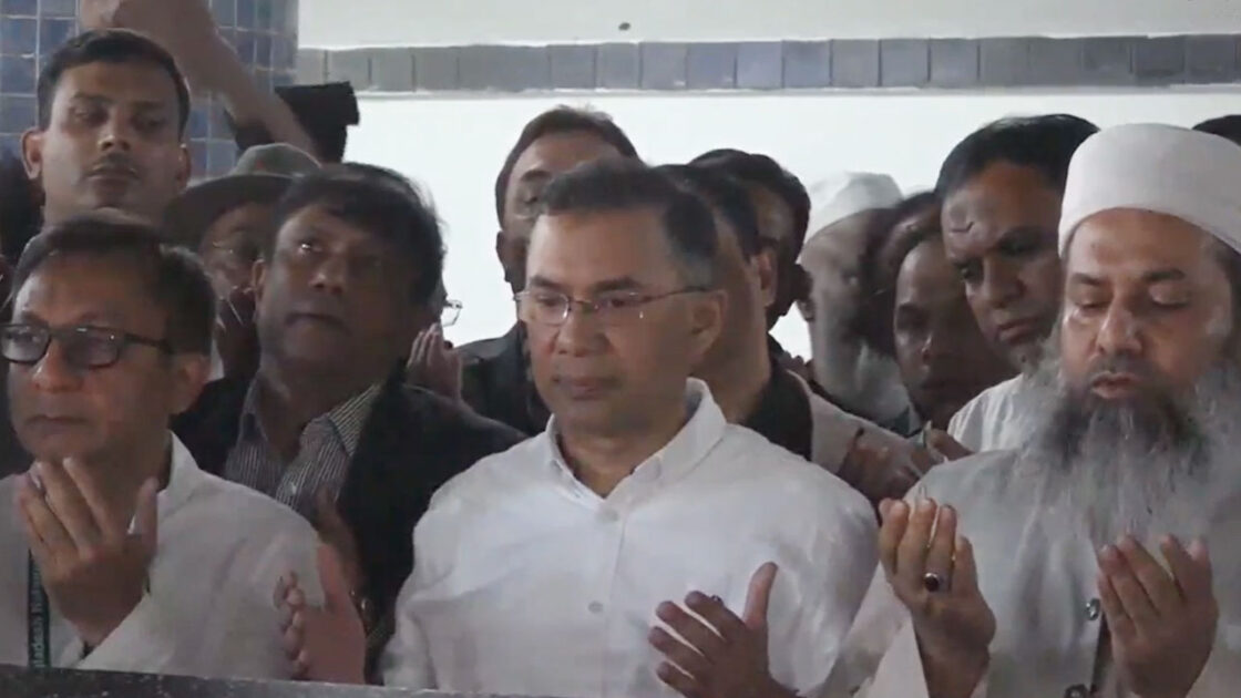 শাহজালাল (র.) এর মাজার জিয়ারত করেছেন বিএনপি চেয়ারম্যান তারেক রহমান।