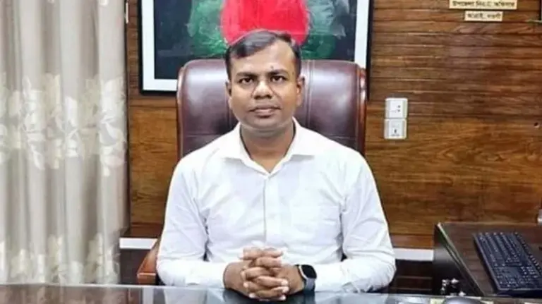 চাচাকে বাবা বানিয়ে মুক্তিযোদ্ধা কোটায় চাকরি, সিনিয়র সহকারী সচিব কারাগারে