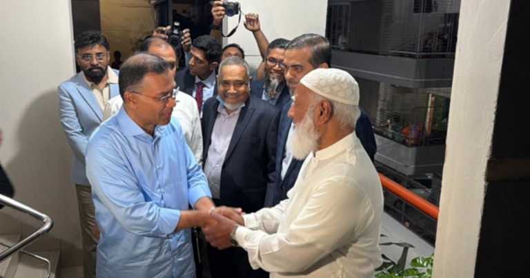 তারেক রহমান’কে ভবিষ্যৎ প্রধানমন্ত্রী হিসেবে অগ্রিম অভিনন্দন: জামায়াত আমির