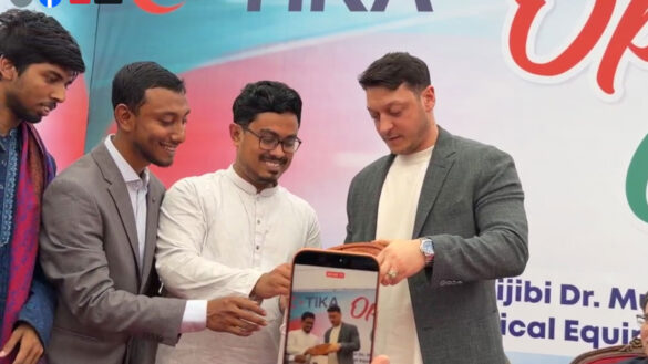 ঢাকায় এসেছেন মেসুত ওজিল