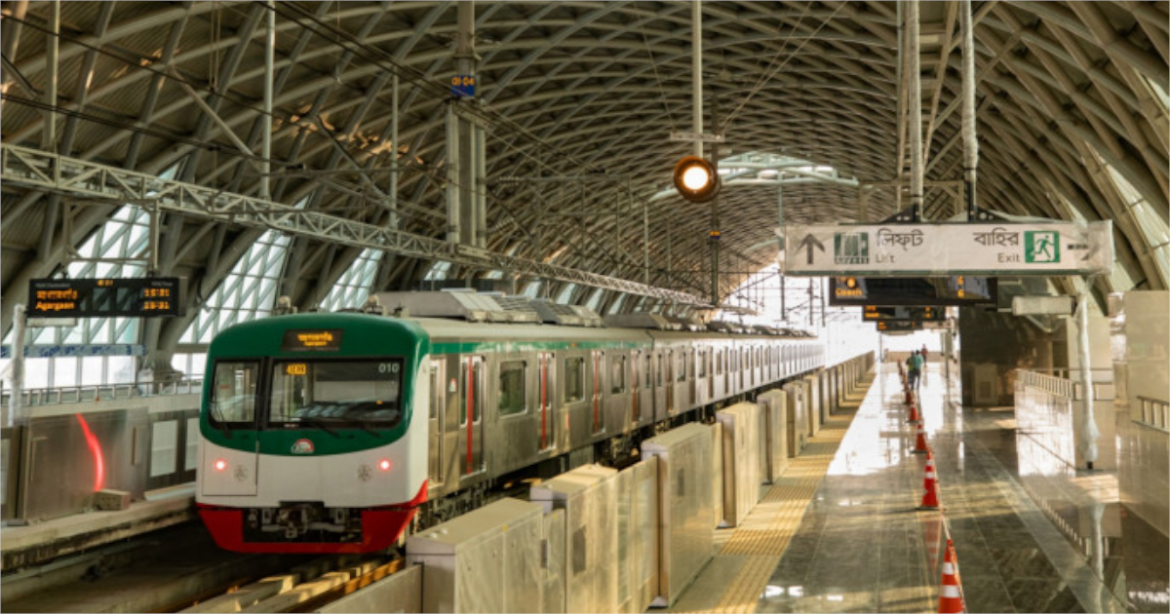 নিরাপত্তার স্বার্থে আপাতত শাহবাগ ও ঢাকা বিশ্ববিদ্যালয় স্টেশনে থামছে না মেট্রোরেল।