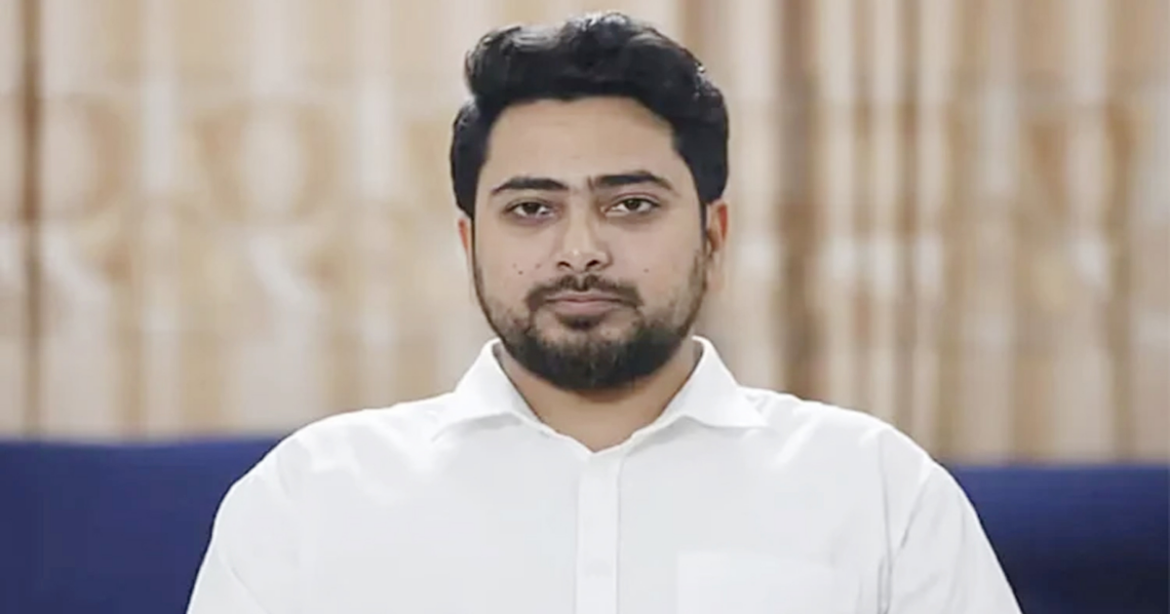 নাহিদ ইসলামের প্রার্থিতা বাতিল চেয়ে রিট, দ্বৈত নাগরিকত্বের অভিযোগ