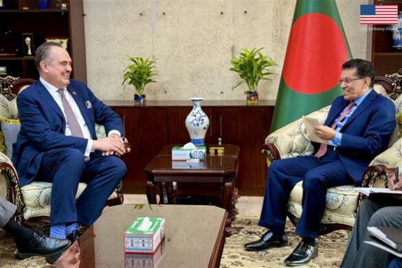 সৌজন্য সাক্ষাৎ করেন মার্কিন রাষ্ট্রদূত
