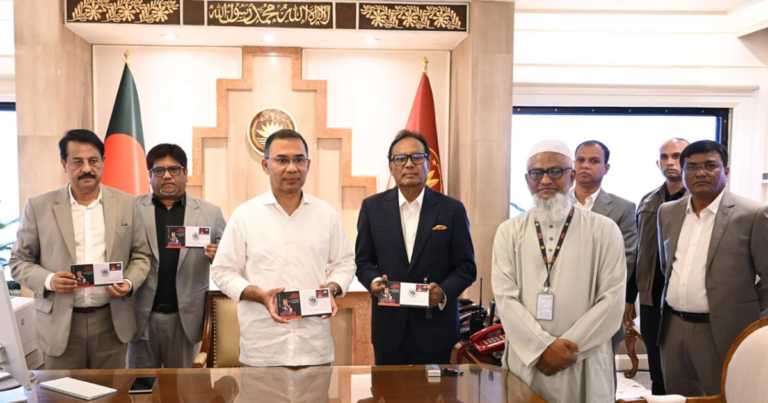 একুশে ফেব্রুয়ারি: ডাকটিকিট অবমুক্ত করলেন প্রধানমন্ত্রী
