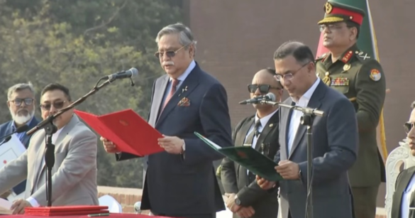 বাংলাদেশের ১১তম প্রধানমন্ত্রী হিসেবে শপথ নিয়েছেন বিএনপি চেয়ারম্যান তারেক রহমান।