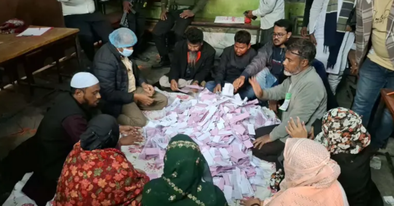 দেশব্যাপী চলছে ভোট গণনা