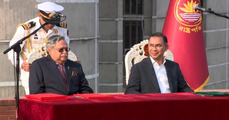 তিনটি ভিন্ন সরকারকে শপথ পড়িয়ে দৃষ্টান্ত গড়লেন রাষ্ট্রপতি সাহাবুদ্দিন