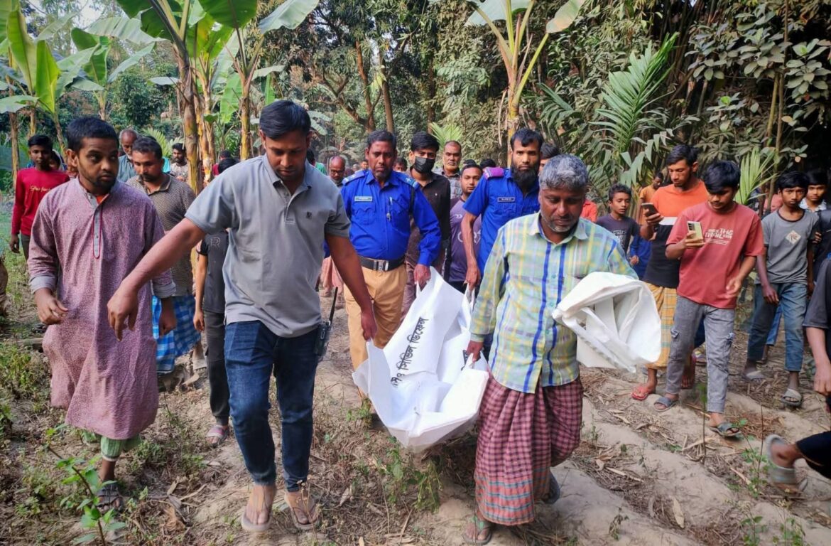 গোবিন্দগঞ্জে সেপটিক ট্যাংক থেকে স্কুলছাত্রীর গলাকাটা মরদেহ উদ্ধার