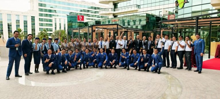ইউএস-বাংলা এয়ারলাইন্সের পাইলট ও ক্রু উদ্ধারে সর্বোচ্চ পেশাদারিত্ব