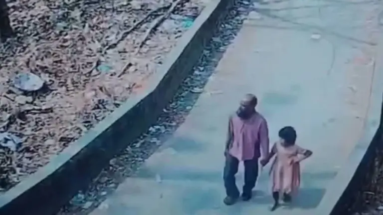 চট্টগ্রামে গলা কেটে শিশু হত্যাকাণ্ডের মূল আসামি গ্রেপ্তার