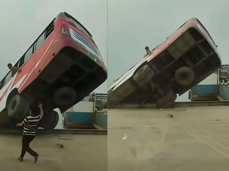 দৌলতদিয়া ফেরিঘাটে বাসডুবি: নিহত বেড়ে ২৪