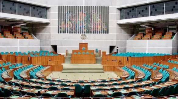 সংসদ অধিবেশনের প্রথম দিনে স্পিকার ও ডেপুটি স্পিকার নির্বাচনসহ মোট সাতটি গুরুত্বপূর্ণ কার্যসূচি রয়েছে।