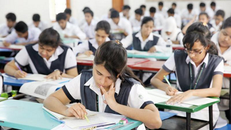 এইচএসসি পরীক্ষা কবে শুরু, জানালেন শিক্ষামন্ত্রী