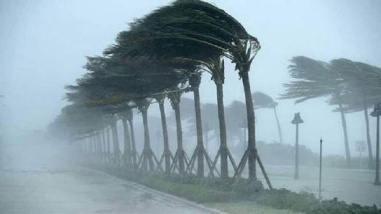 দেশের চার জেলায় ৬০ কিমি বেগে ঝড়ের শঙ্কা