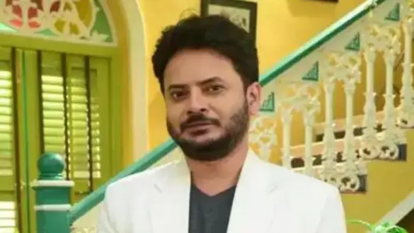 ভারতের পশ্চিমবঙ্গের জনপ্রিয় চিত্রনায়ক ও ছোটপর্দার পরিচিত মুখ রাহুল অরুণোদয় বন্দ্যোপাধ্যায় আর নেই। রবিবার (২৯ মার্চ) বিকালে রাজ্যটির মেদিনীপুর জেলার দিঘার তালসারি উপকূলে একটি ধারাবাহিকের শুটিং চলাকালীন পানিতে ডুবে তার মৃত্যু হয়।