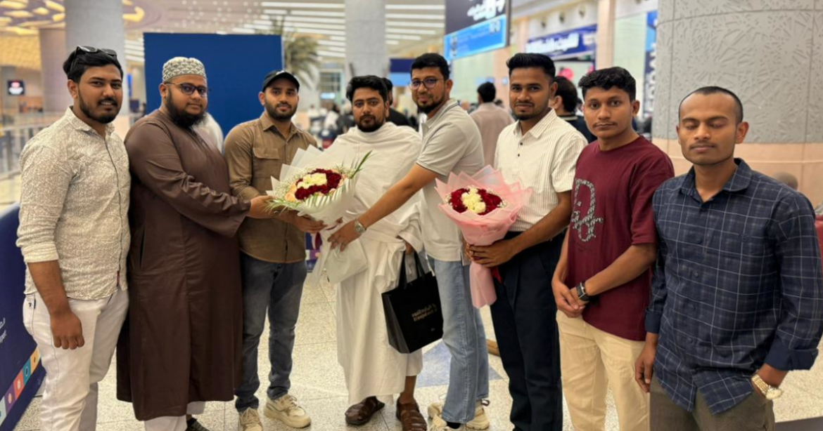 ওমরাহ পালনের উদ্দেশ্যে সৌদি আরব পৌঁছেছেন এনসিপি আহ্বায়ক ও বিরোধী দলীয় চিফ হুইপ নাহিদ ইসলাম।