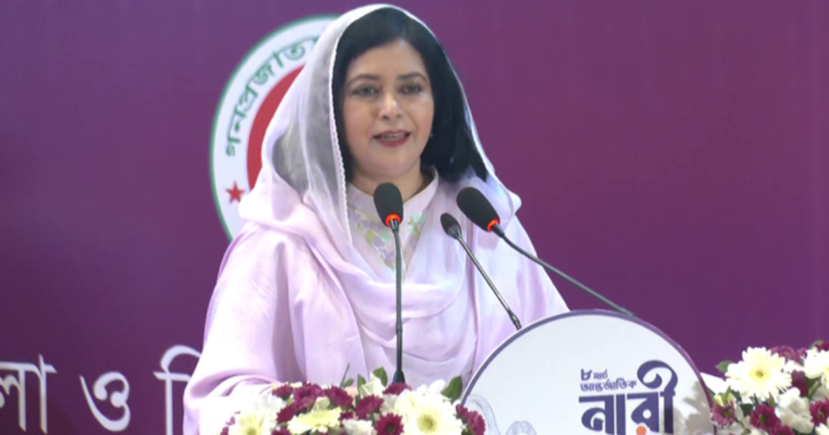 নারী যখন এগিয়ে যায়, জাতিও এগিয়ে যায়— এমন মন্তব্য করেছেন ডা. জুবাইদা রহমান।