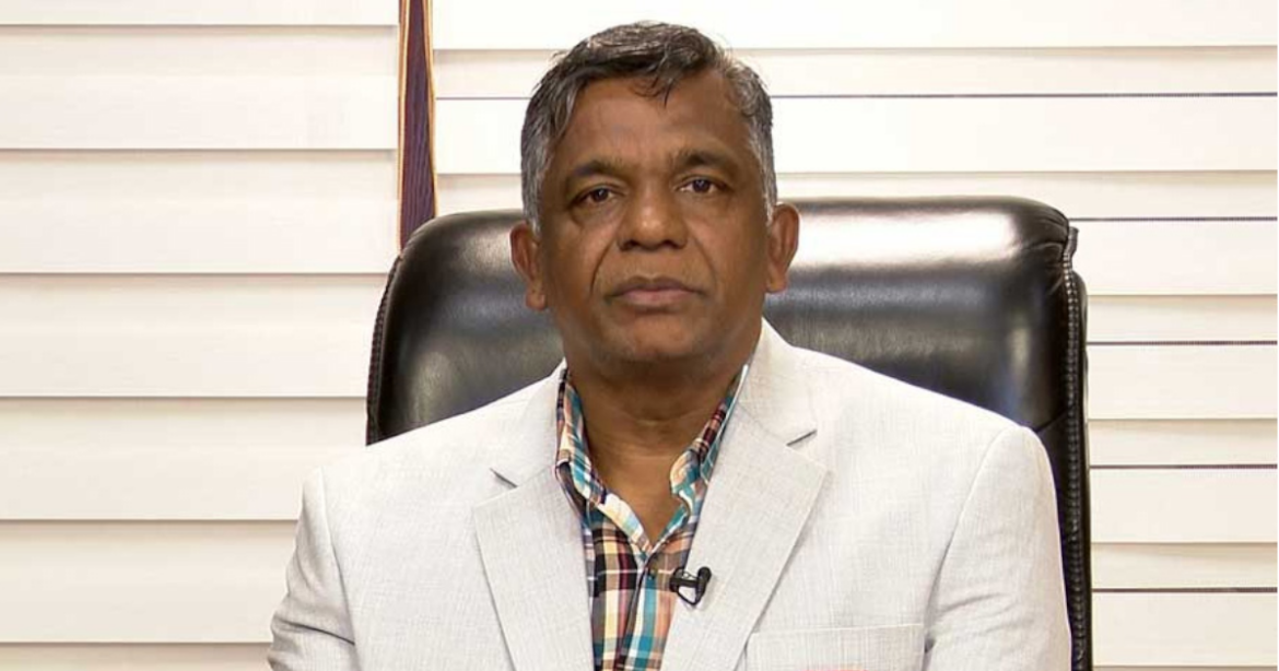 সব জল্পনা-কল্পনার অবসান ঘটিয়ে অবশেষে দেশে ফিরেছেন বাংলাদেশ ক্রিকেট বোর্ড (বিসিবি) সভাপতি আমিনুল ইসলাম বুলবুল।